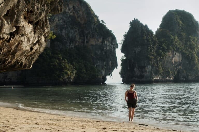 best places to travel alone cheap